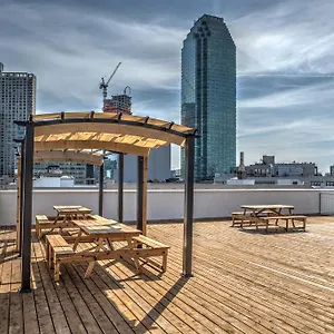 Hotel Lic, Nueva York